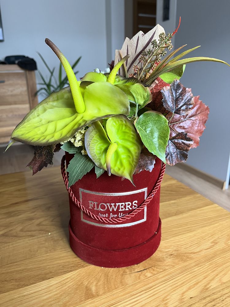 Flower box, jesienny stroik, kompozycja kwiatowa