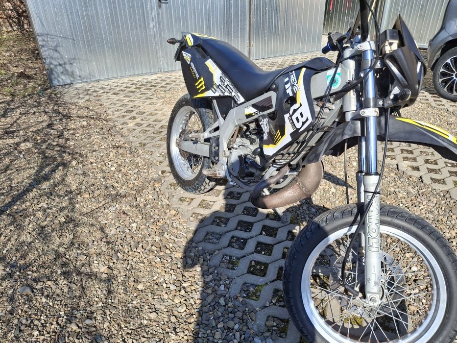 Derbi Senda X-TREME SM 49 cm3 2003r