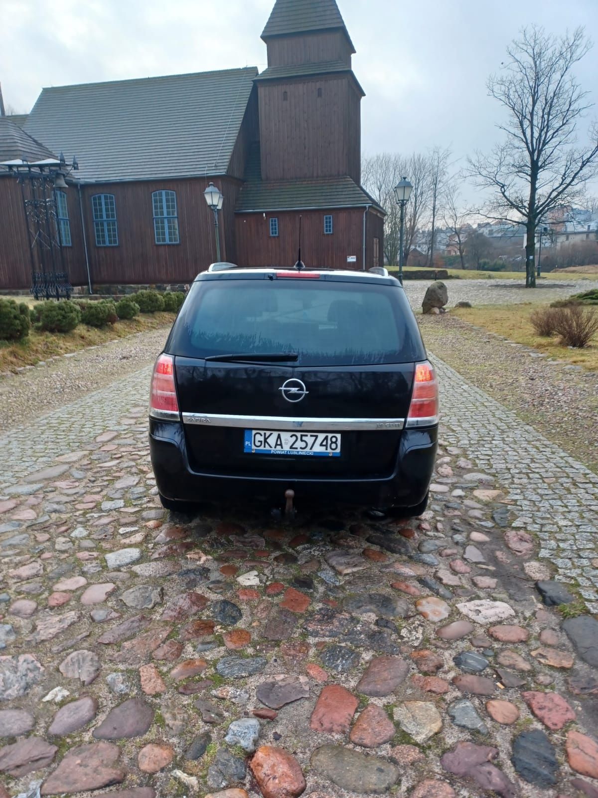 Opel Zafira b czarna
