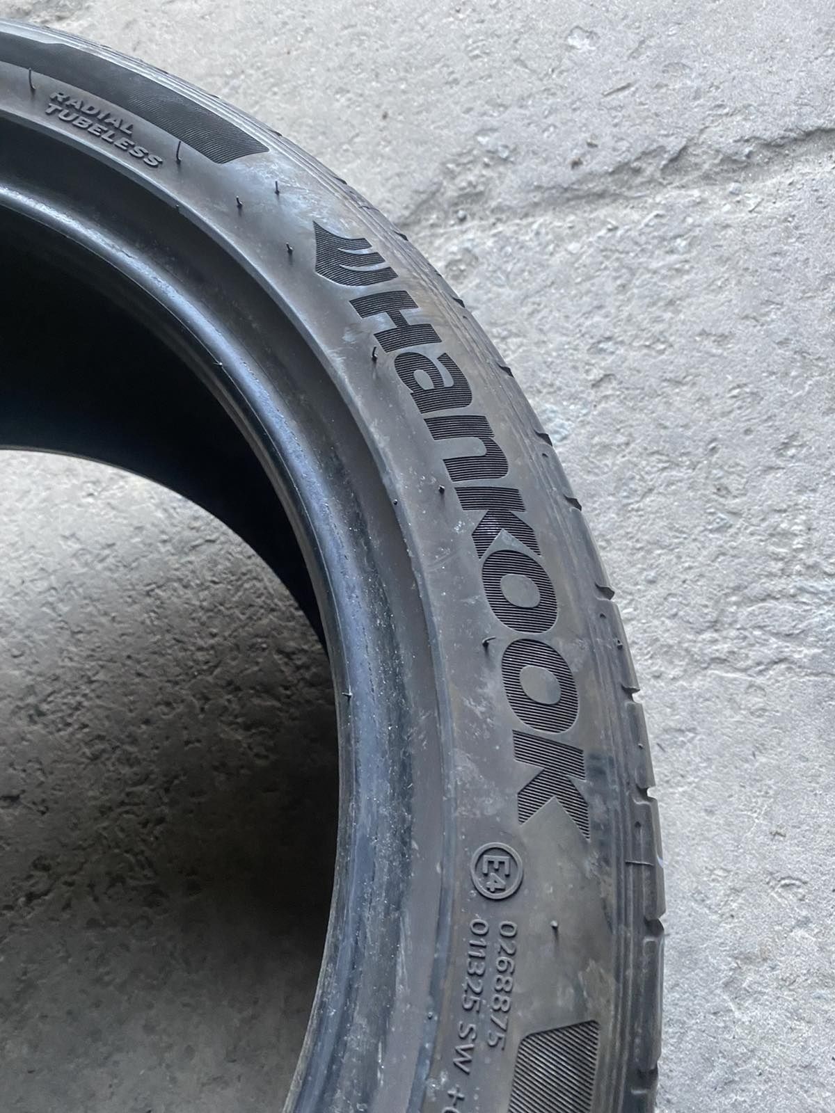 245.40.18 Hankook 2шт лето БУ склад шины резина из Европы 40 R18