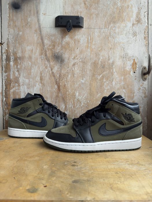 Кросівки Nike jordan 1 mid