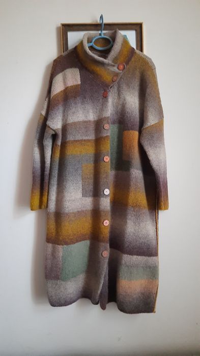 Кардиган, пальто вовняне з пряжі Dundaga