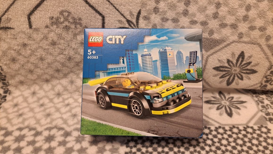 Nowe Klocki Lego City 5 + 60383 Elektryczny Samochód Sportowy