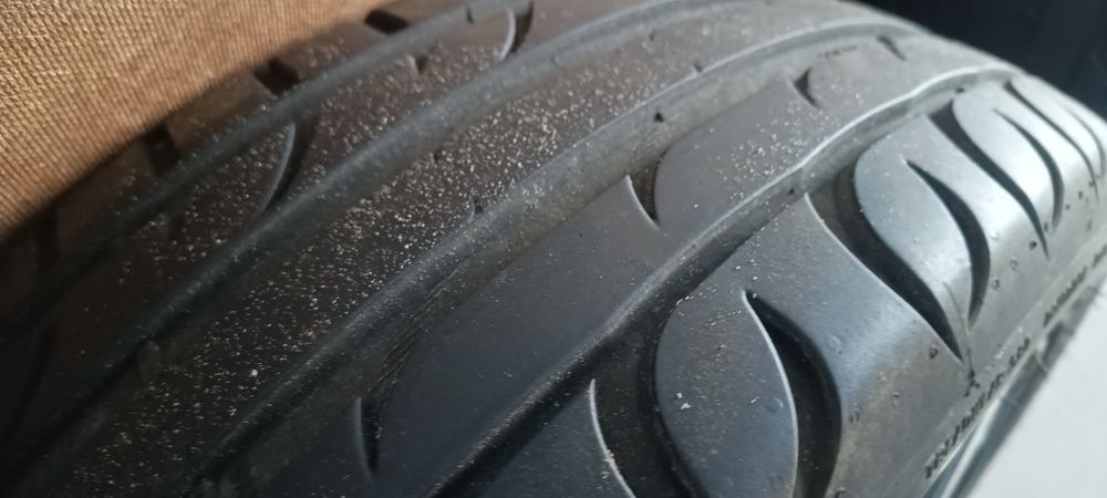 Renault Kajar 4 X koła z oryginalnymi felgami 19"