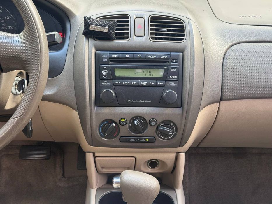 Mazda 323 (Protege) 2003