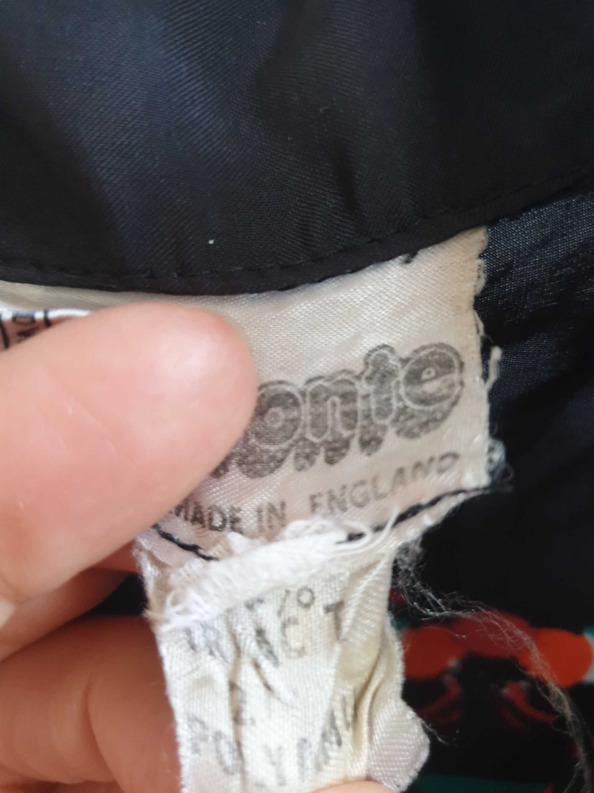 Czarna koszula w kwiaty bluzka bufiasty rękaw Vintage 38