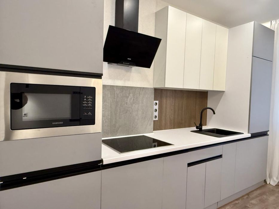 Продам БЕЗ КОМИССИИ ЖК Континент новострой РЕМОНТ рядом Виа Рома