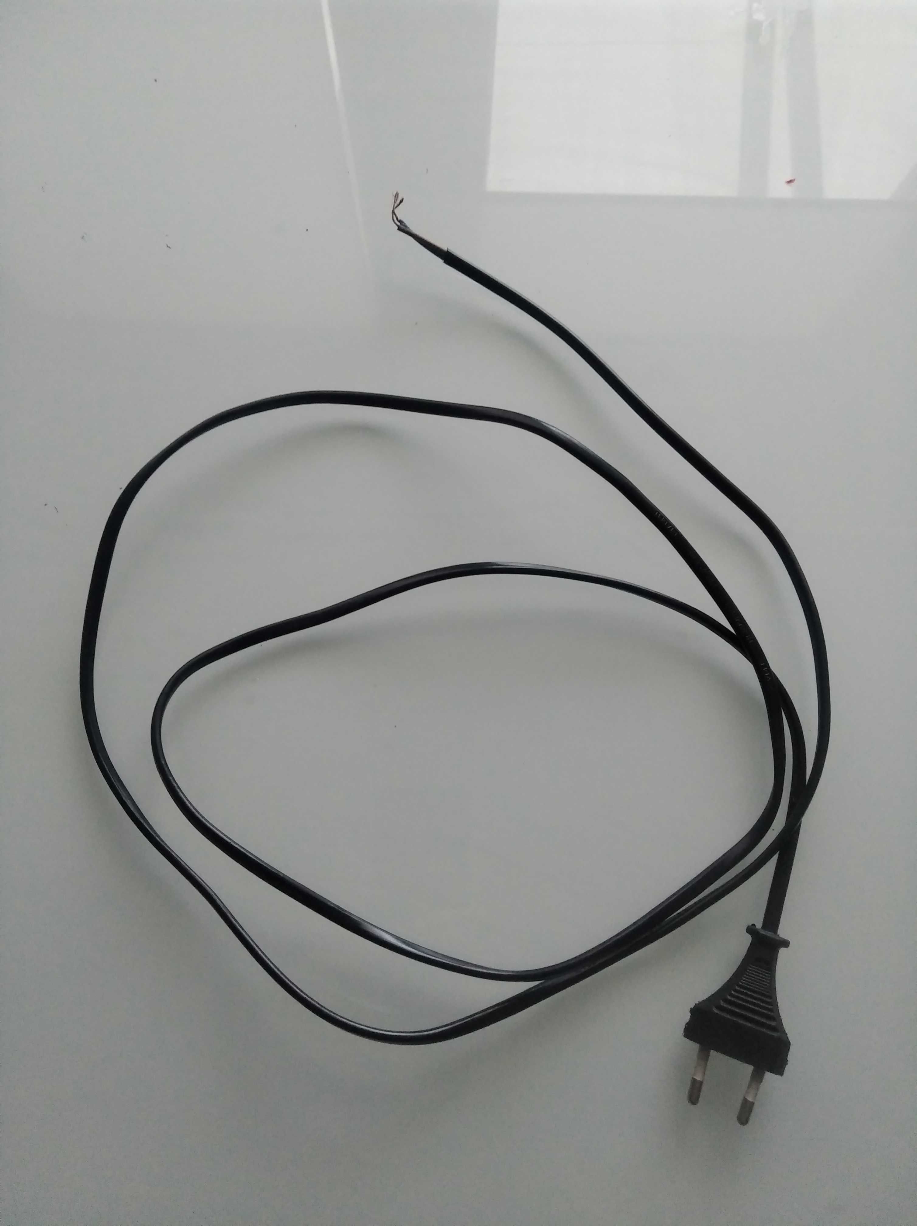 Przewód kabel zasilajacy do lampki nocnej nieuzywany długi ok 168 cm