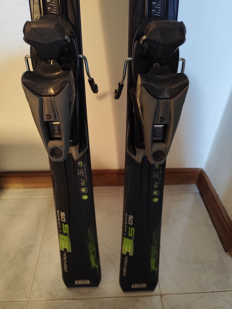 Skis Voiki+Salomon+Rossignol