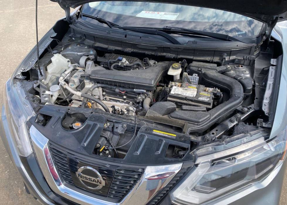 Автомобиль Nissan Rogue