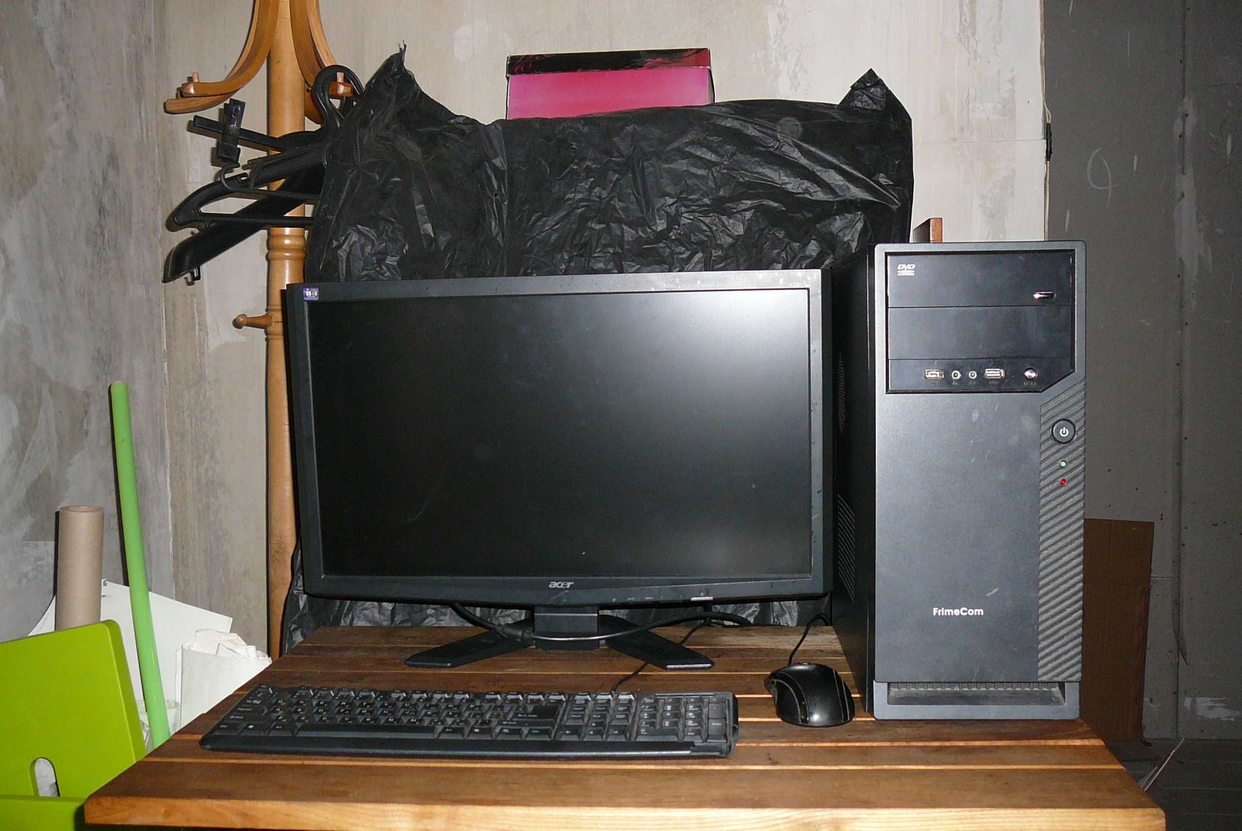 Черный ПК на core i3, ОЗУ 4gb, Видео radeon hd4650 + Монитор Acer 23