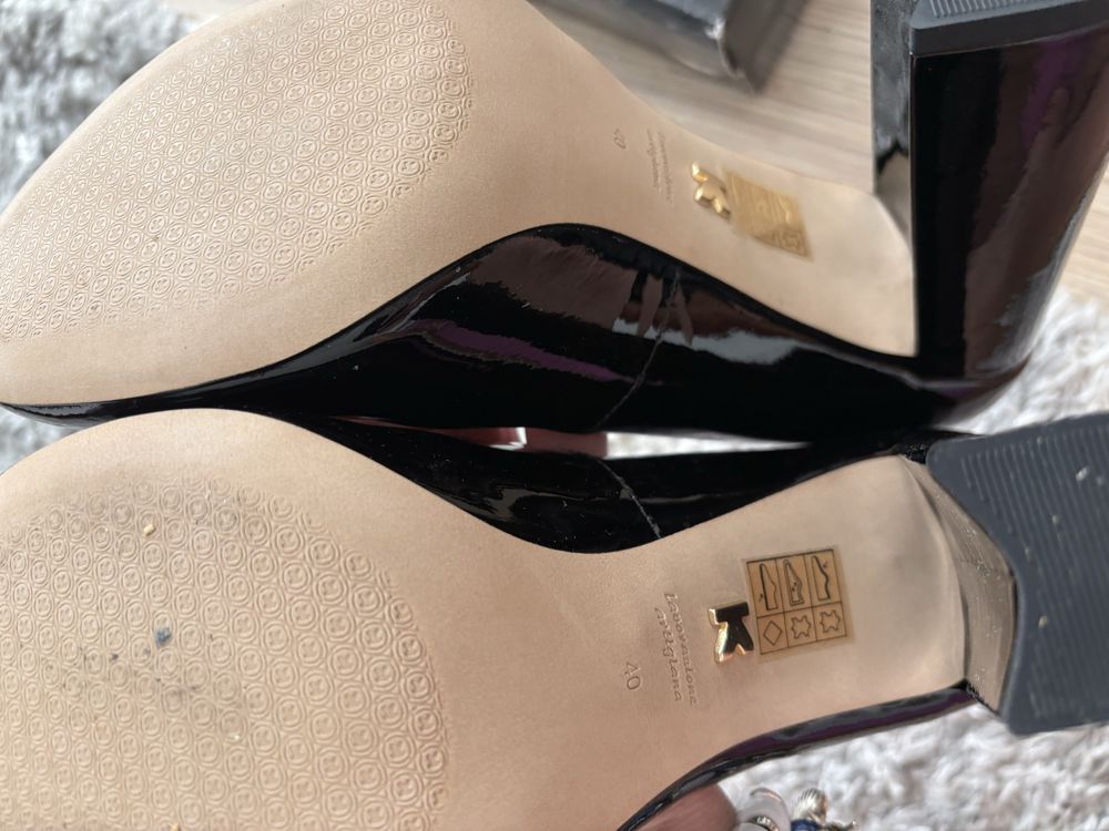 Buty Kazar skora naturalna 40