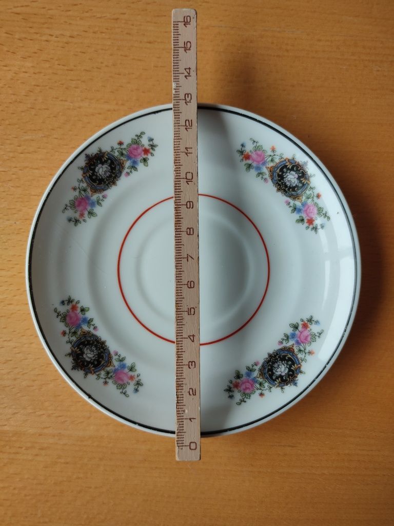 Conjunto de peças em cerâmica da "Candal".