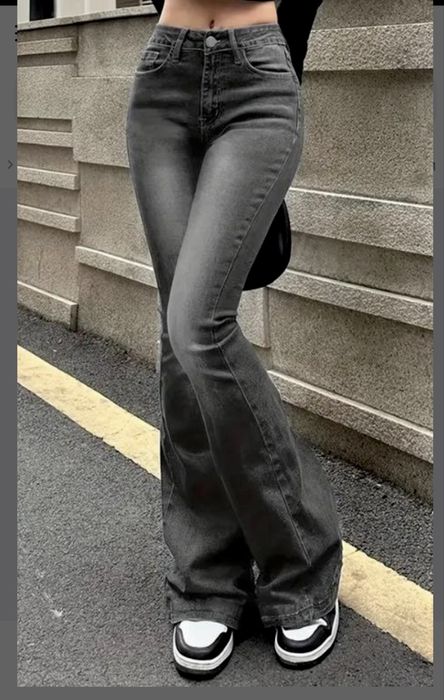 Женские джинсы клеш ZARA. Розмір М. EUR38. Джинси кльош