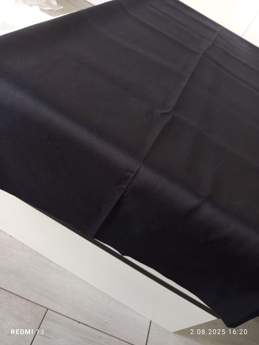 Obrus plamoodporny czarny