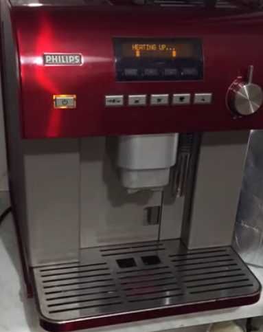 б\у кофемашина  Saeco\Philips HD5720\ made in Itali 15bar\1350w