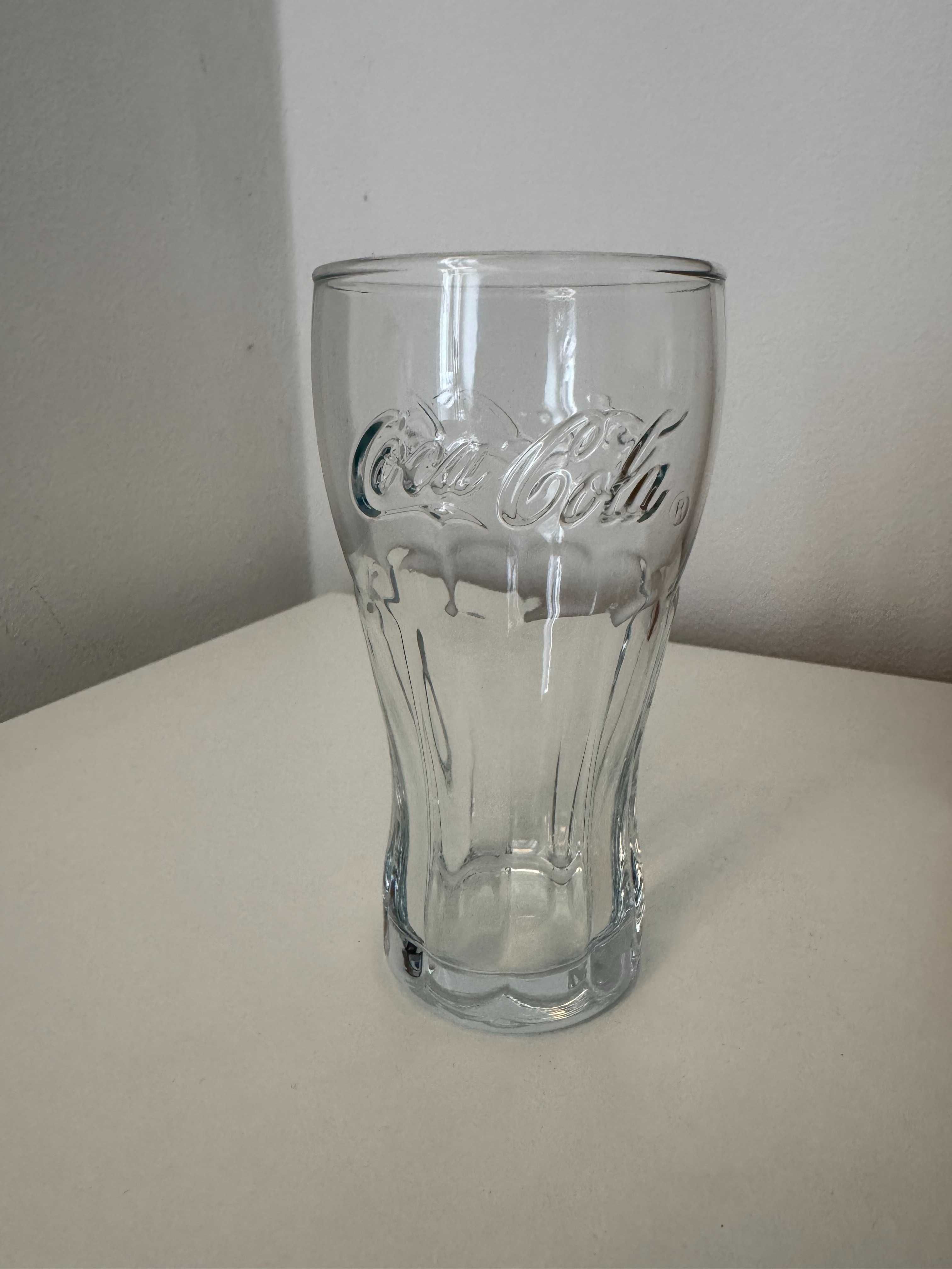 Zestaw 12 szklanek Coca Cola