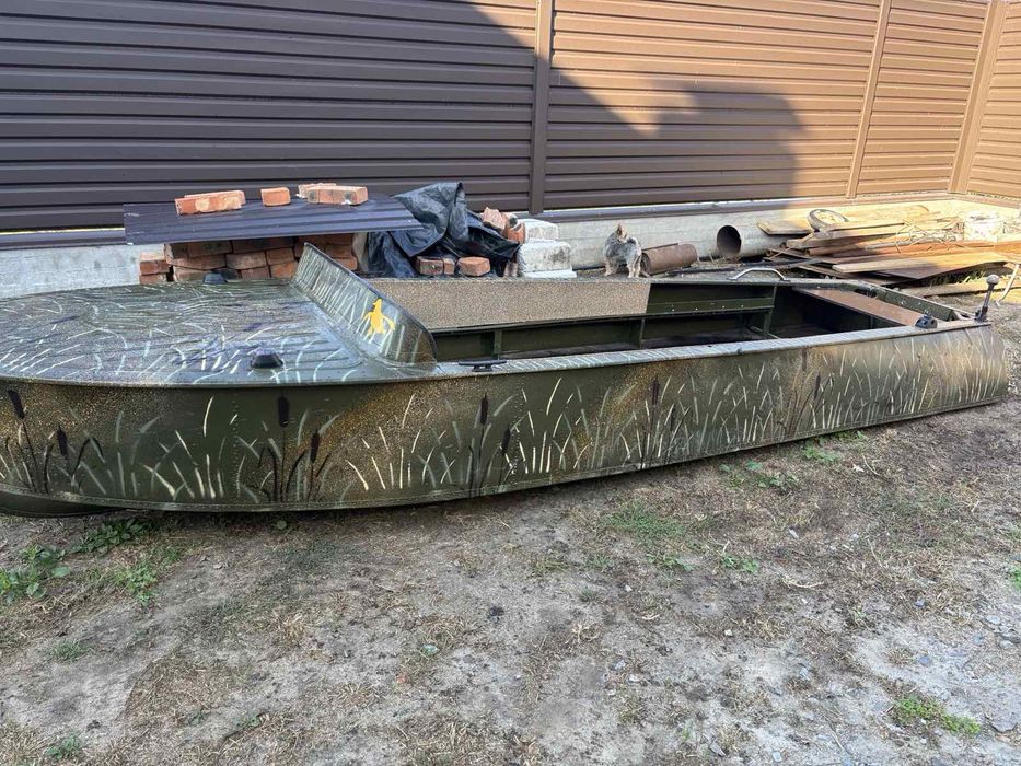 Продається Човен