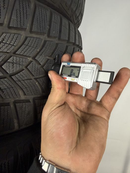 Шини 4шт. R18 225/50 (99V) GoodYear 2018 5,4-8мм зимова резина