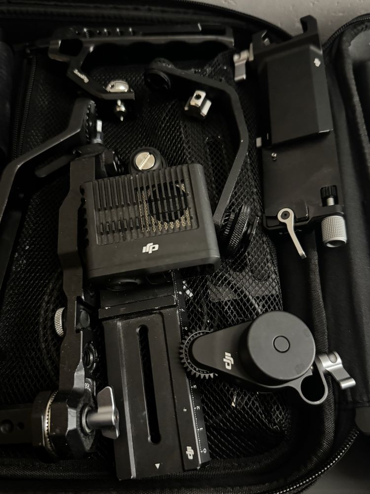 Gimbal DJI RS3 Pro Combo