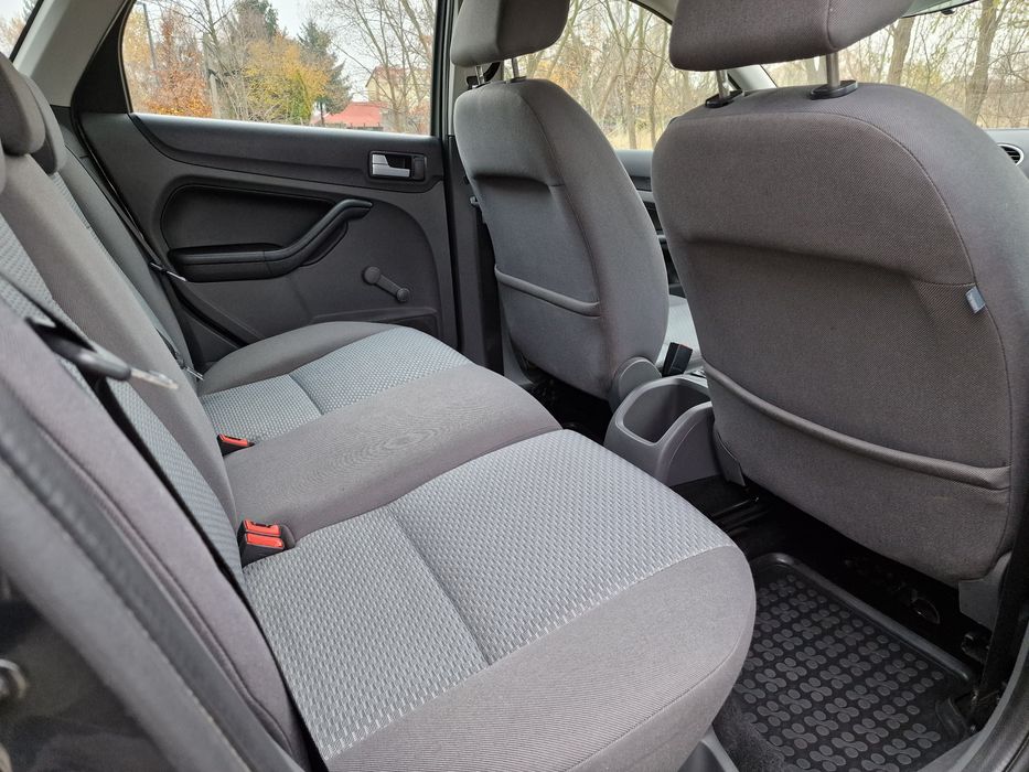 Ford Focus 1.6 LPG -Doinwestowany -2x felgi -Oryginalny lakier