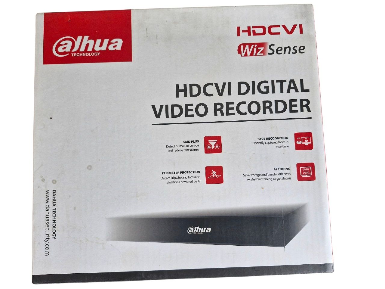 Rejestrator Dahua XVR5108HS-I3 zestaw