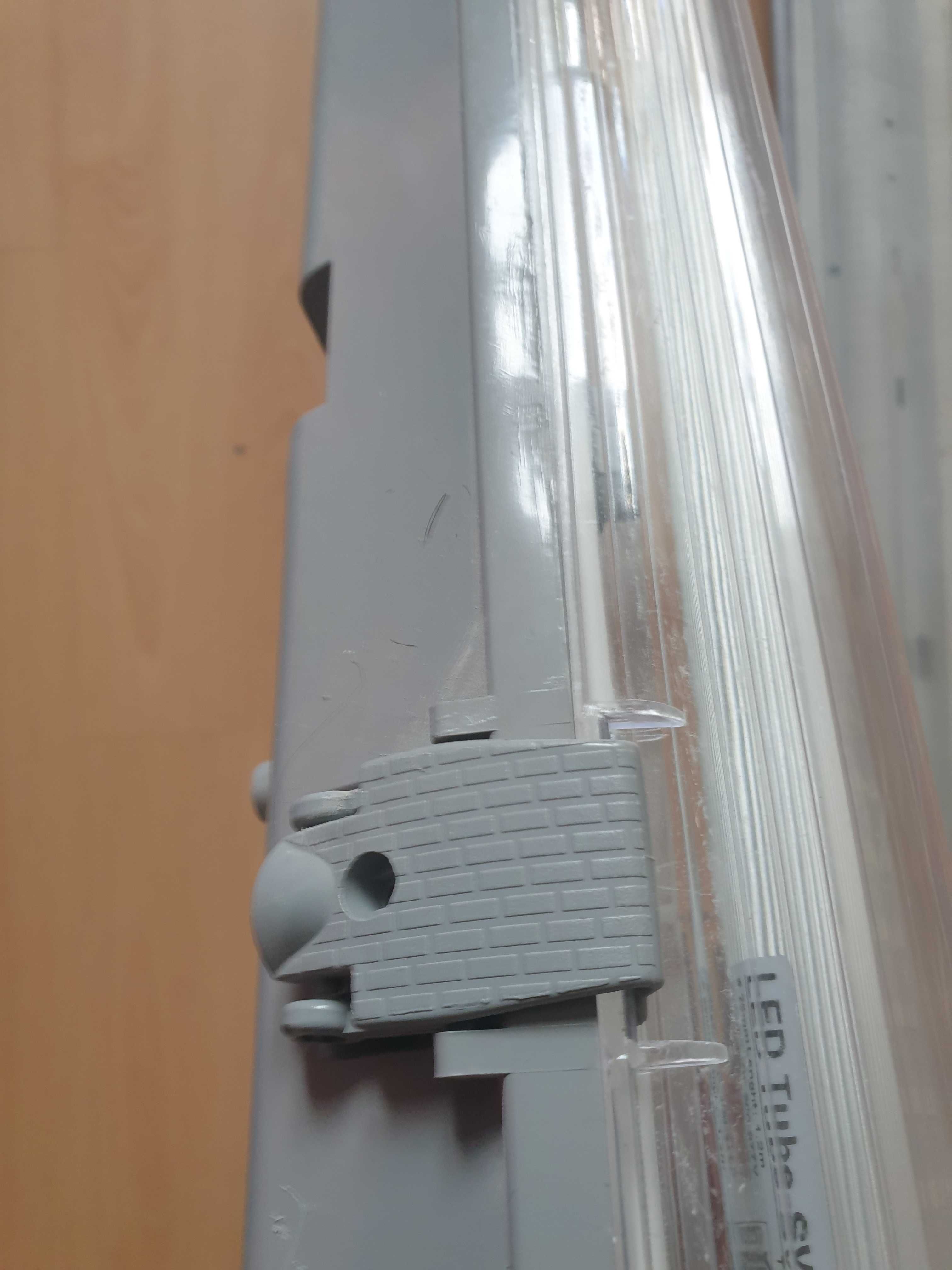 Oprawa hermetyczna lampa natynkowa 120cm+2 swietlowka LED 2×36W.