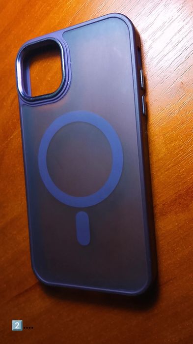 Чехли для  iPhone... В чудовому стані за ціною Б/У