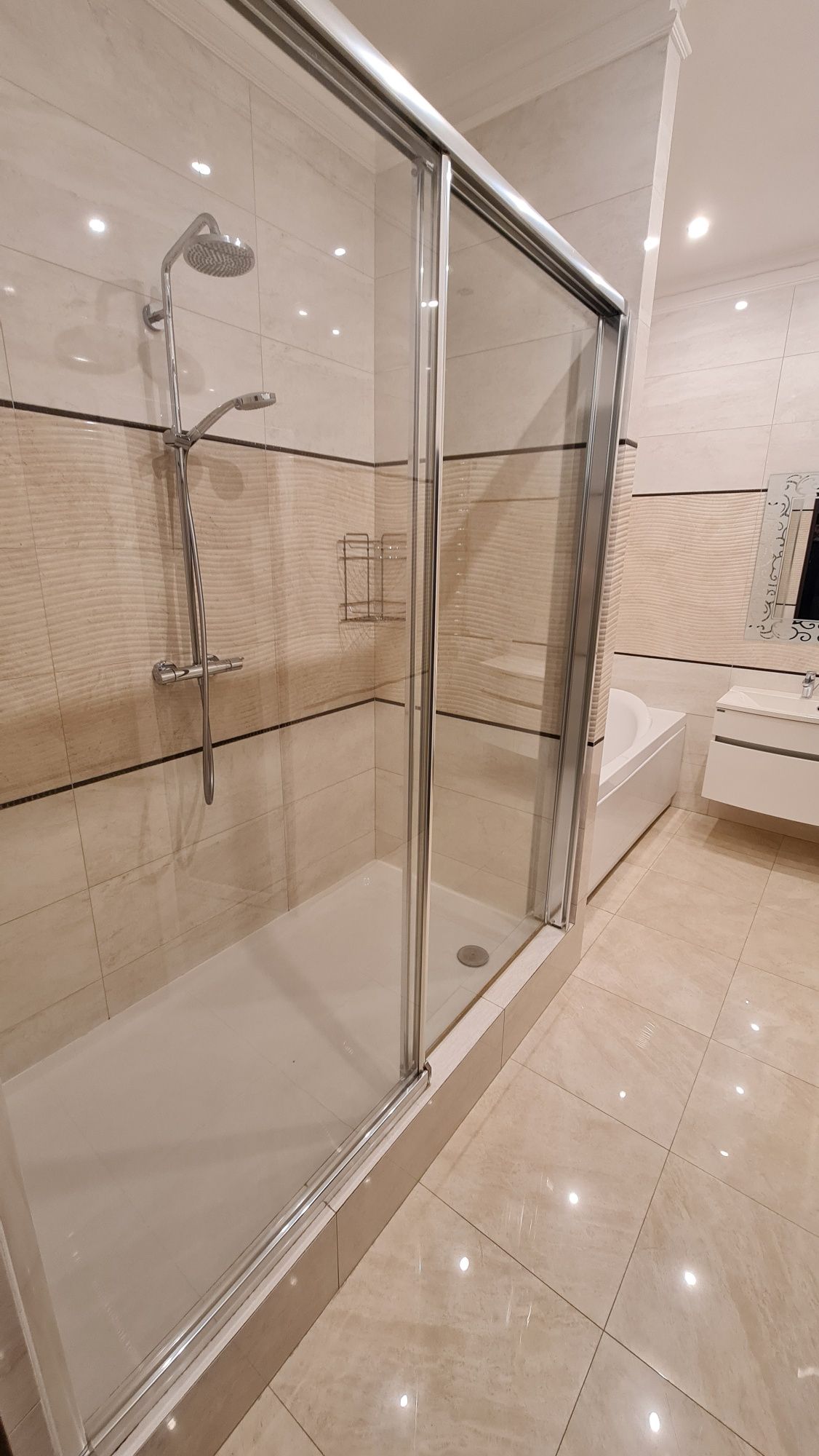 Пентхаус с террасой 340 м2. Бессарабская площадь !