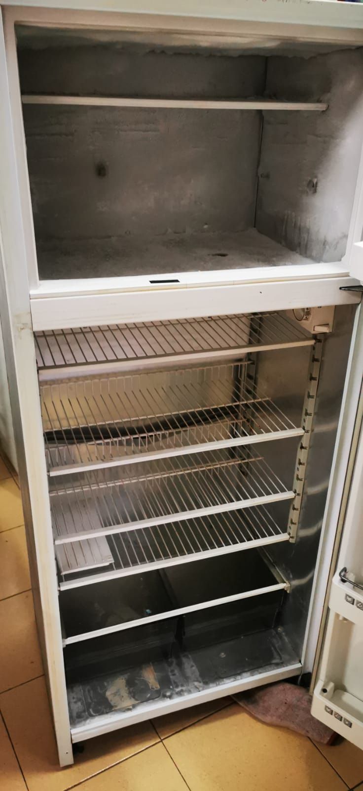 Vendo frigorífico combinado