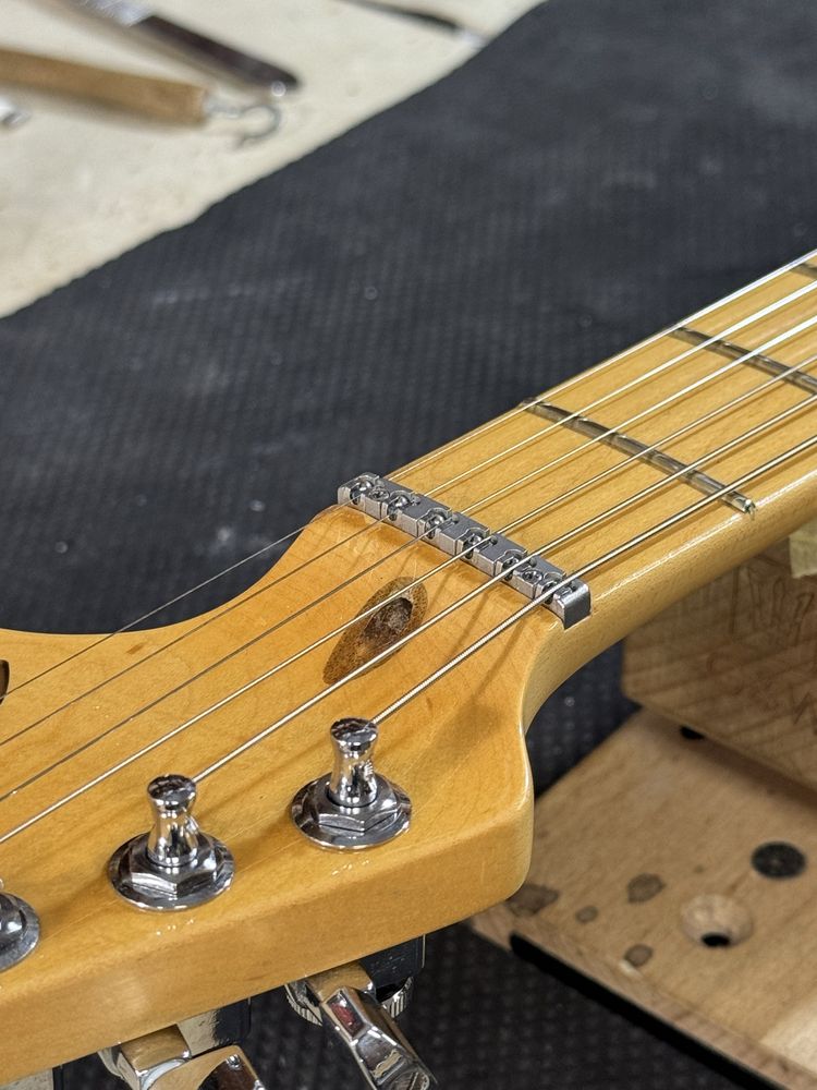 Fender Stratocaster - USA -  American Deluxe HSS Shawbucker 2015