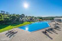 Apartamento T2 moderno e luxuoso perto do Autódromo de Portimão com vi