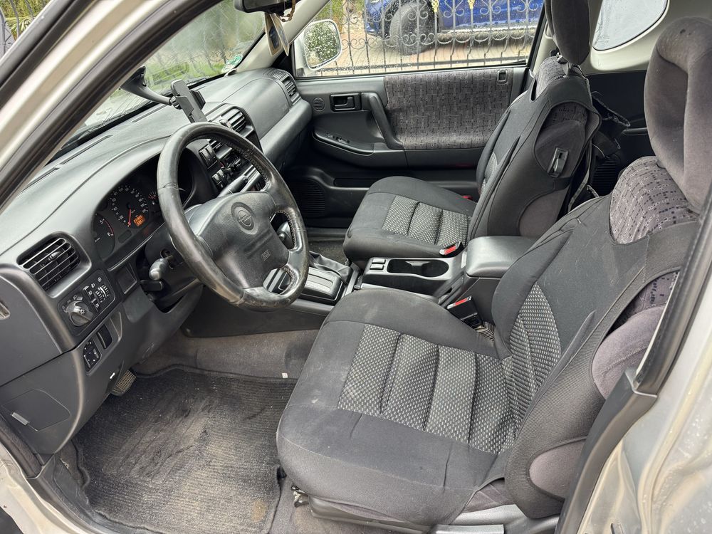 Opel Frontera 2.2d 2000r 3 drzwi automat 4x4