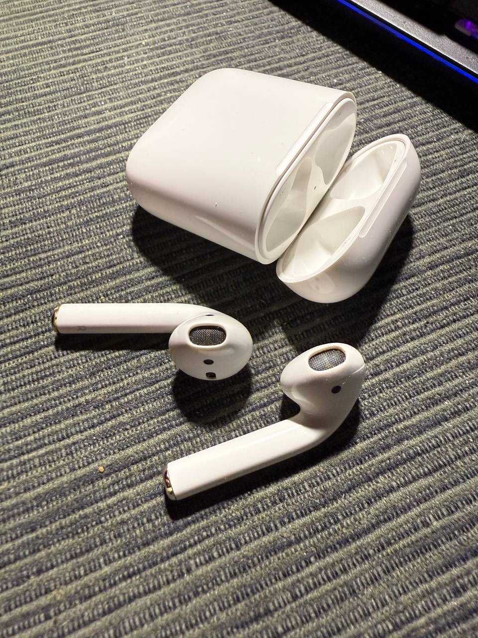 продам AirPods 2 б.у