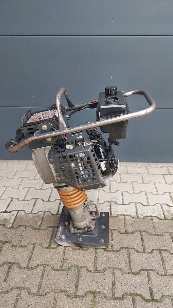 Skoczek Bomag BT60/4, 66kg, Honda Gx100, Wacker