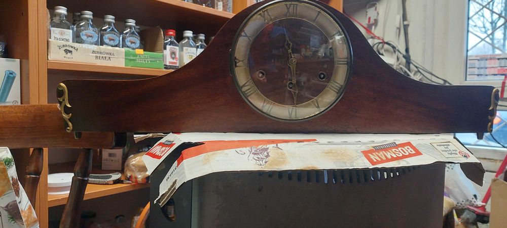 Zegar kominkowy kwadransowy