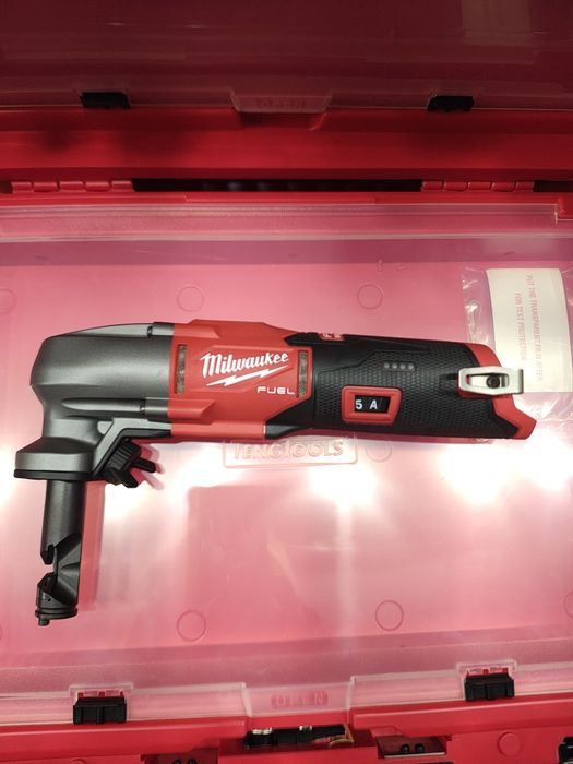 Nożyce do blachy akumulatorowe M12 FNB16-0