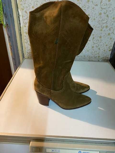 Botas cano alto Novas