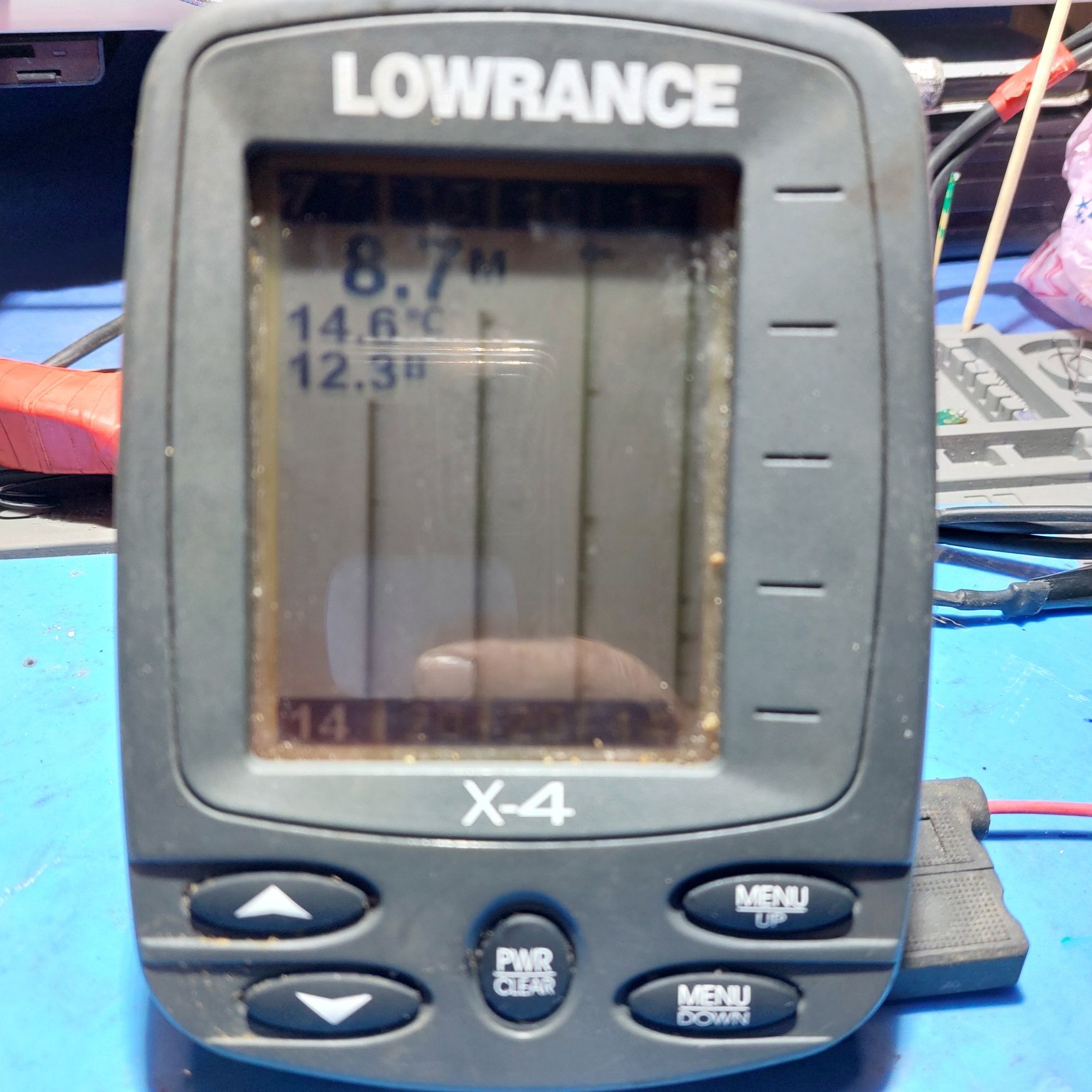 эхолот Lowrence X-4