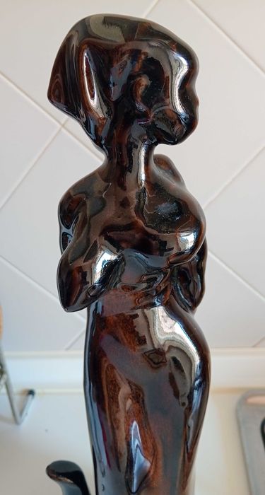 Vintage Estatua escultura em Ceramica mulher Africana nua