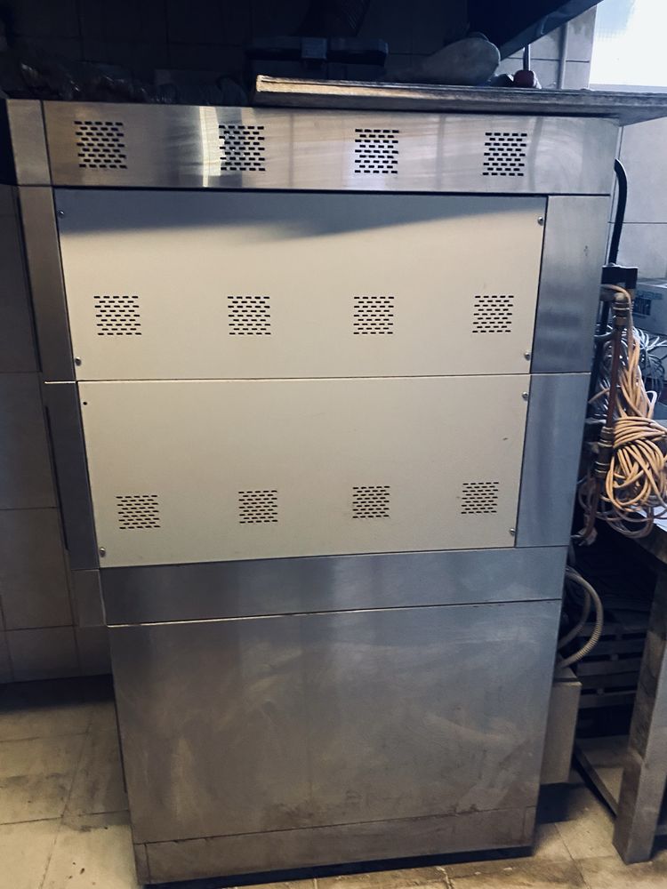Forno da marca Ramalhos