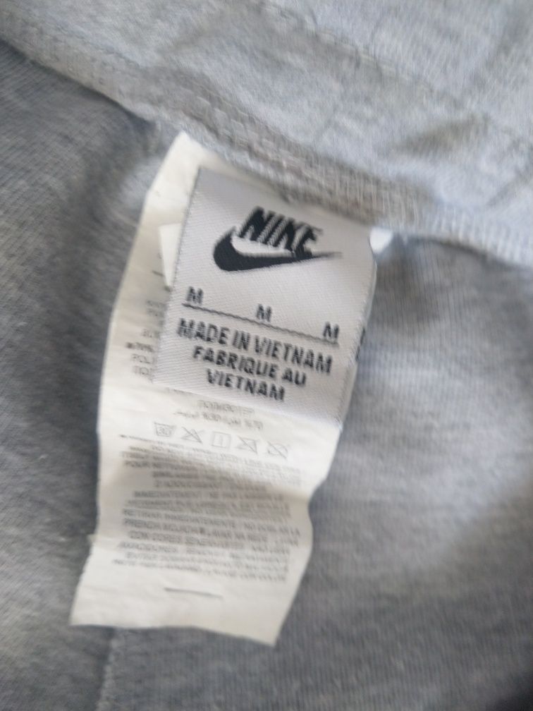 Чоловічі спортивні штани Nike
