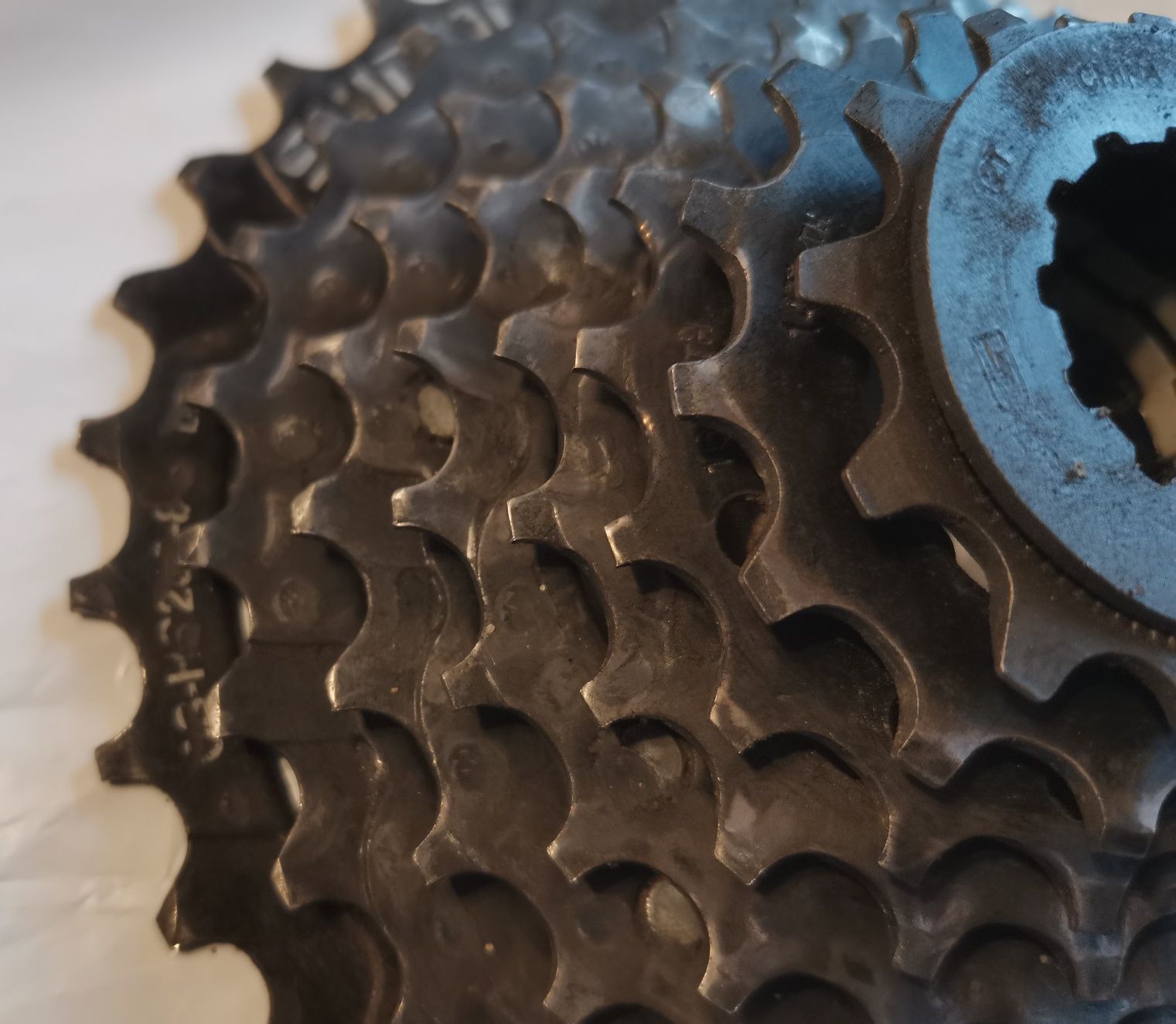Kaseta 8 biegów SHIMANO CS-HG200-8 stopniowanie 12-32