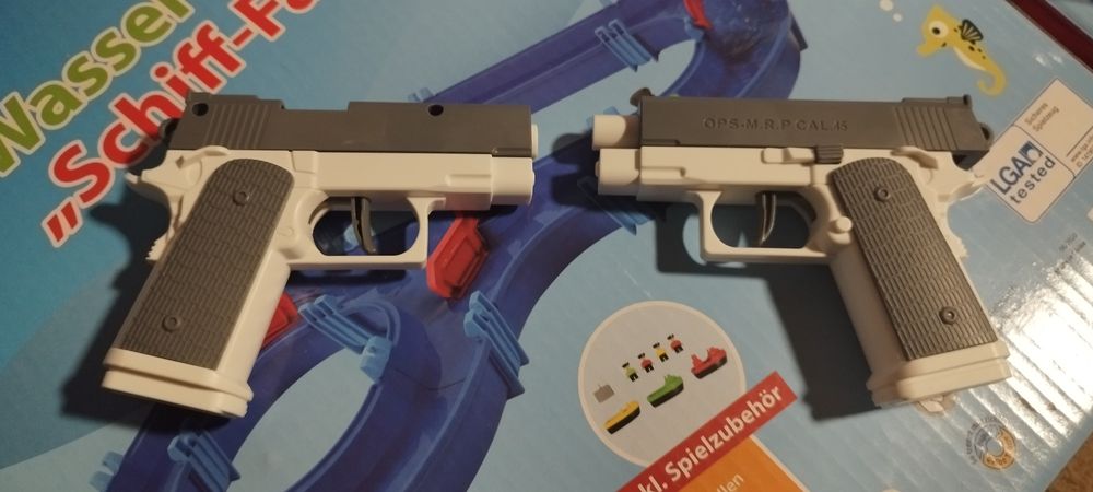 Pistolety na wodę z imitacją strzału Nowa