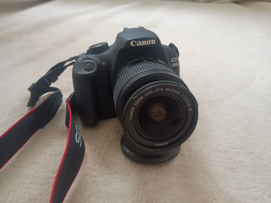 Canon eos 1200d +2 baterie, ładowarka, torba