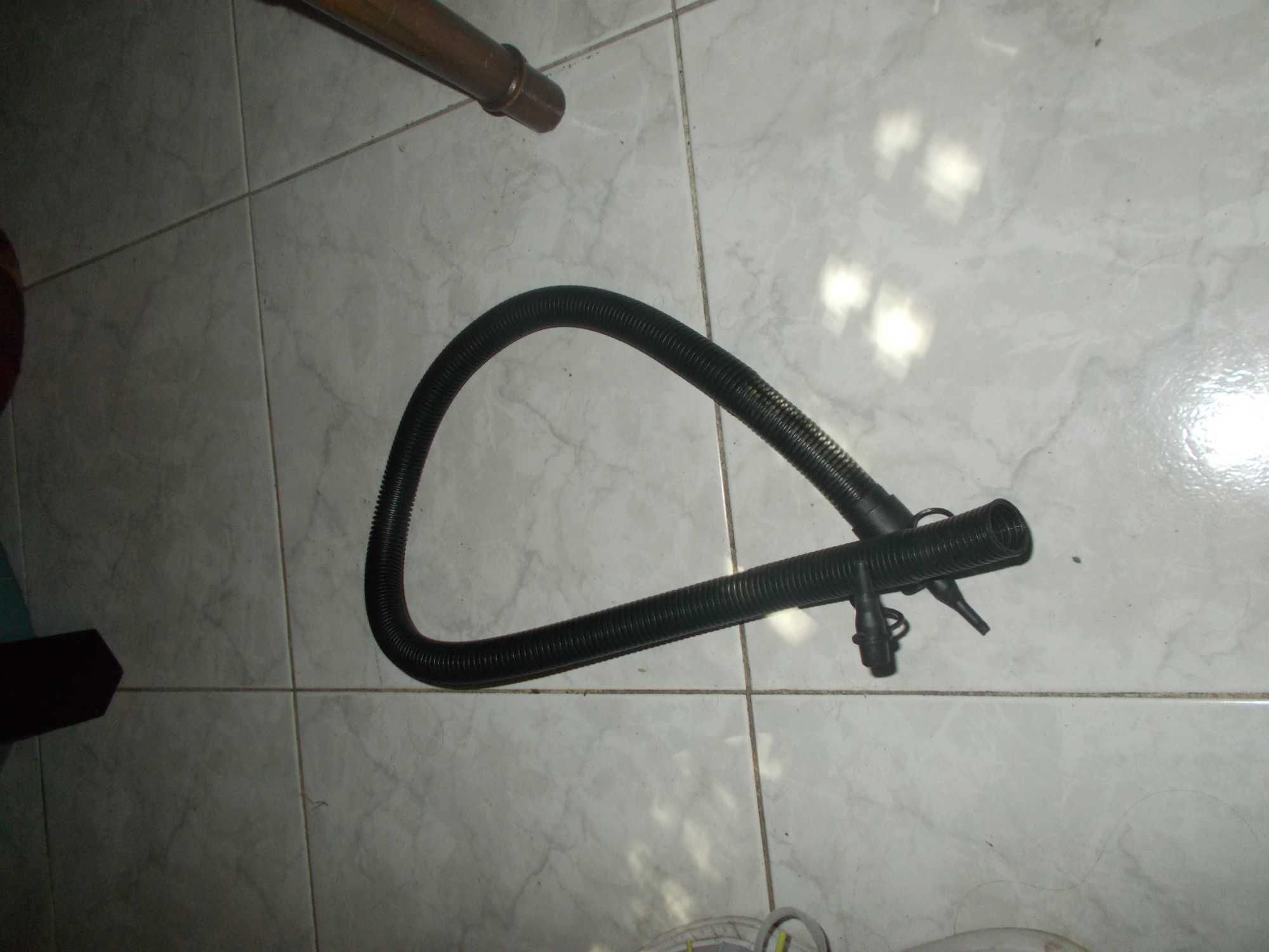 Bomba de ar para insuflaveis