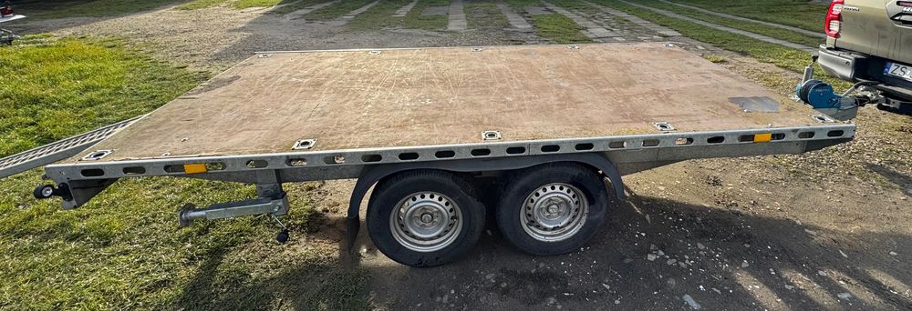 Przyczepka samochodowa - Laweta Rydwan