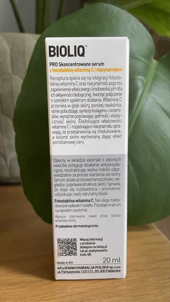 Bioliq Skoncentrowane serum z fotostabilną witaminą C i niacynamidem