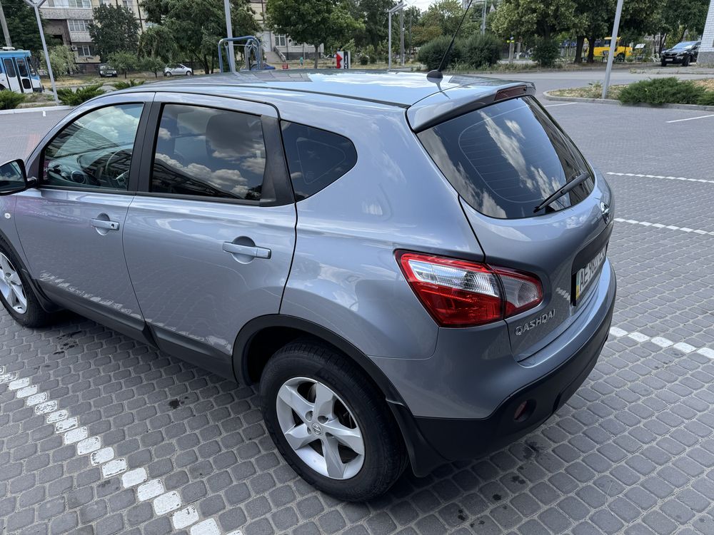 Nissan Qashqai J 10