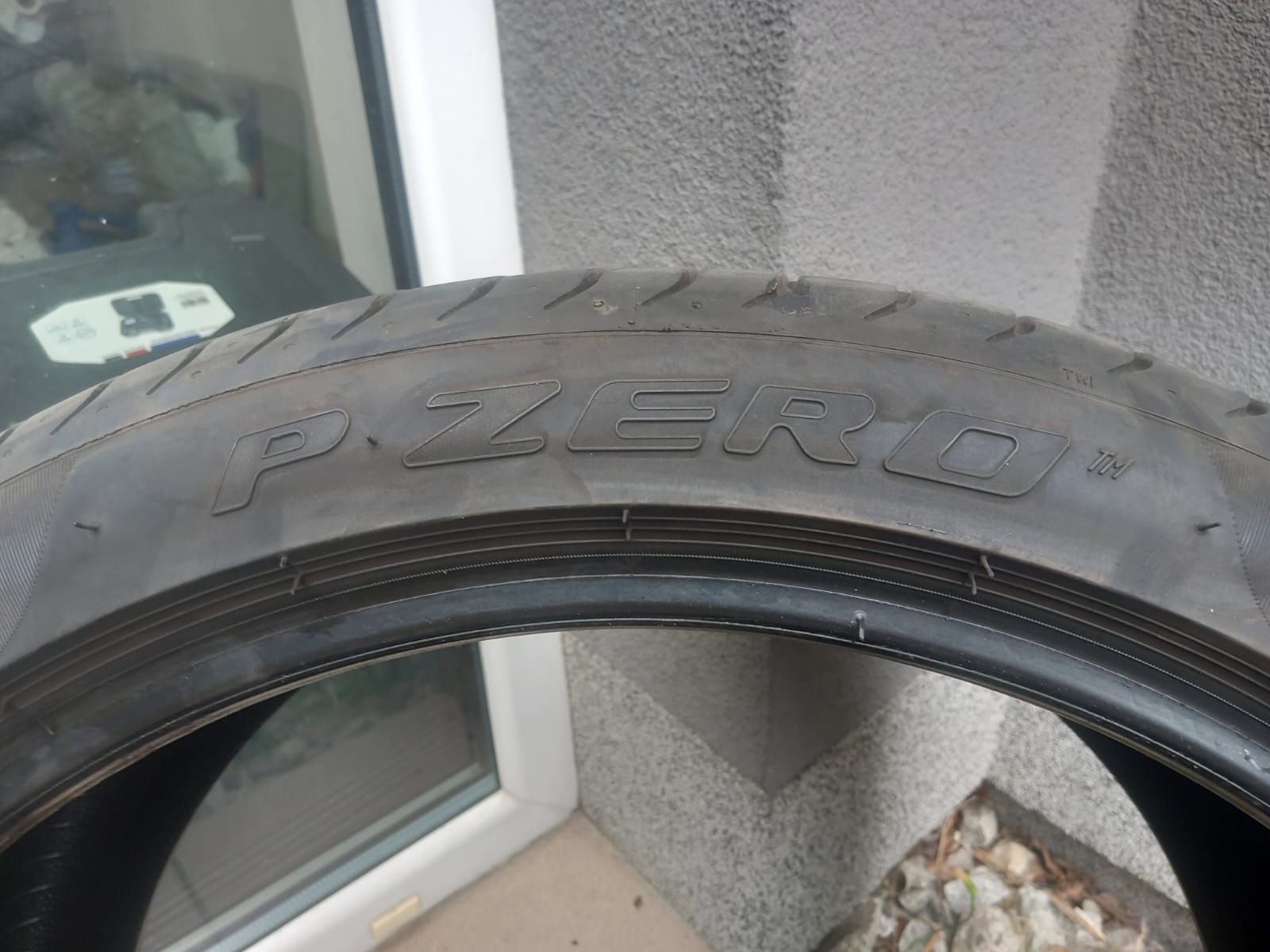 Opona Pirelli P Zero 275 35 ZR20 (102Y) DOT 1821